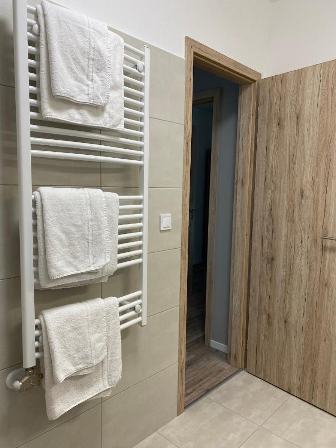 Paskom Apartmanhaz Nyergesujfalu Exterior photo
