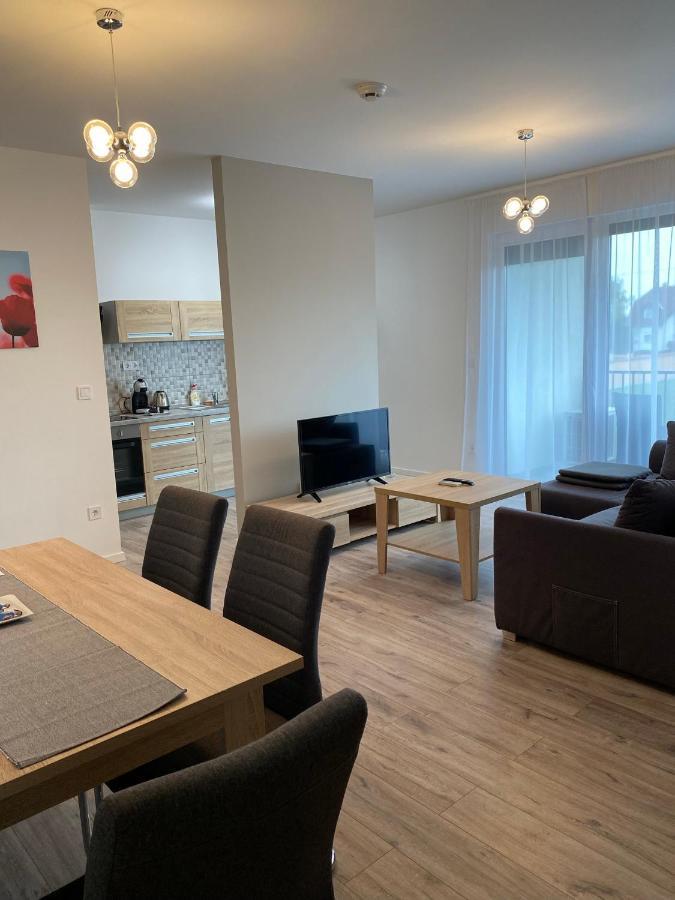 Paskom Apartmanhaz Nyergesujfalu Exterior photo